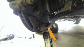 Using the spare tire scissor jack helped angling it to try to get the castle nut off