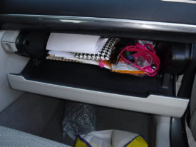 Filter in glove box