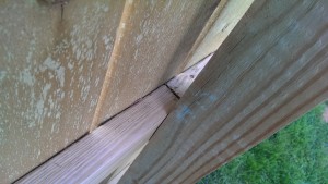 Two rails meeting at a post, saying hi
