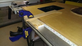 Circle jig clamped to table