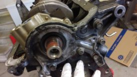 The front crank holder thingy
