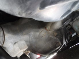 No wrench on the fill plug bolt