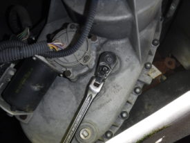 Fill plug for transfer case
