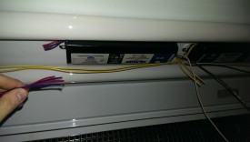 Unscrew the ballast with the breaker off