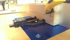 Initial setup of the router table fence