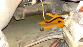 Removing the LCA eccentric bolts