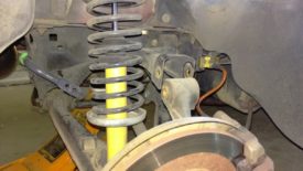 Bolt removed, hub can droop very low now