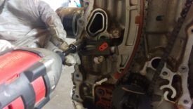 Remove this bolt to detension the chain