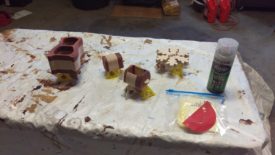 Spray lacquer