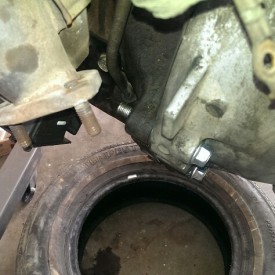 Transmission bolt