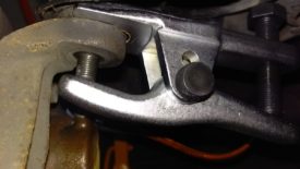 Separating the upper ball joint