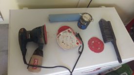 Sander and sanding discs