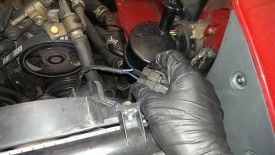 Cooling fan plug, driver side