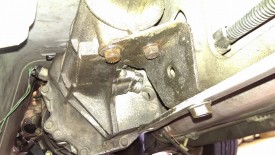 All 3 bolts can come out