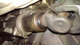 The front of the driveshaft simply slides off