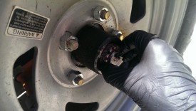Unscrew hub nut