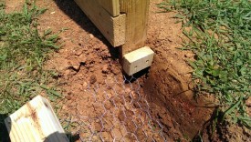 Gate support blocks