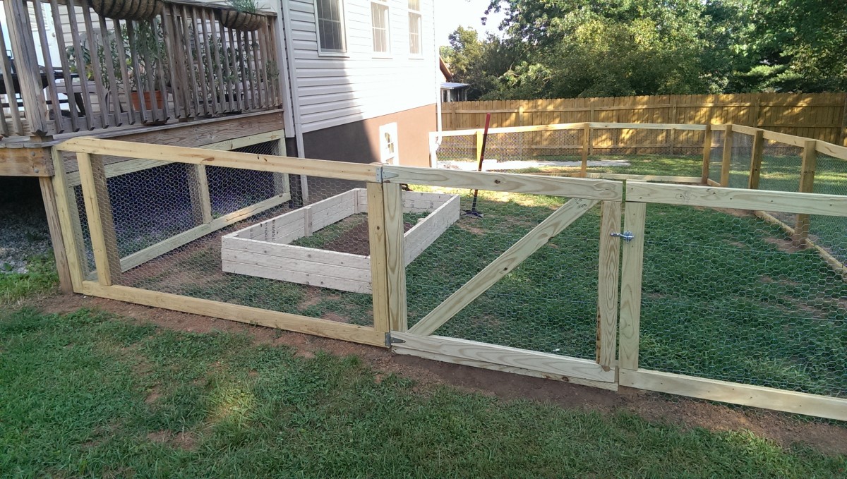 Simple 4' Garden Fence - Did It Myself