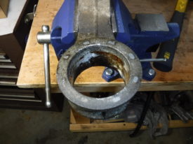 Mounting bore is clean